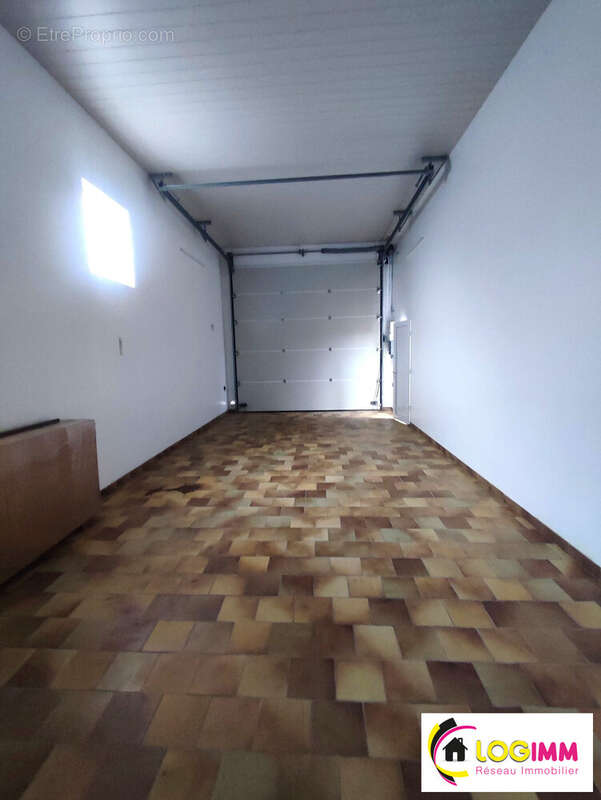 Commerce à VILLEREAU