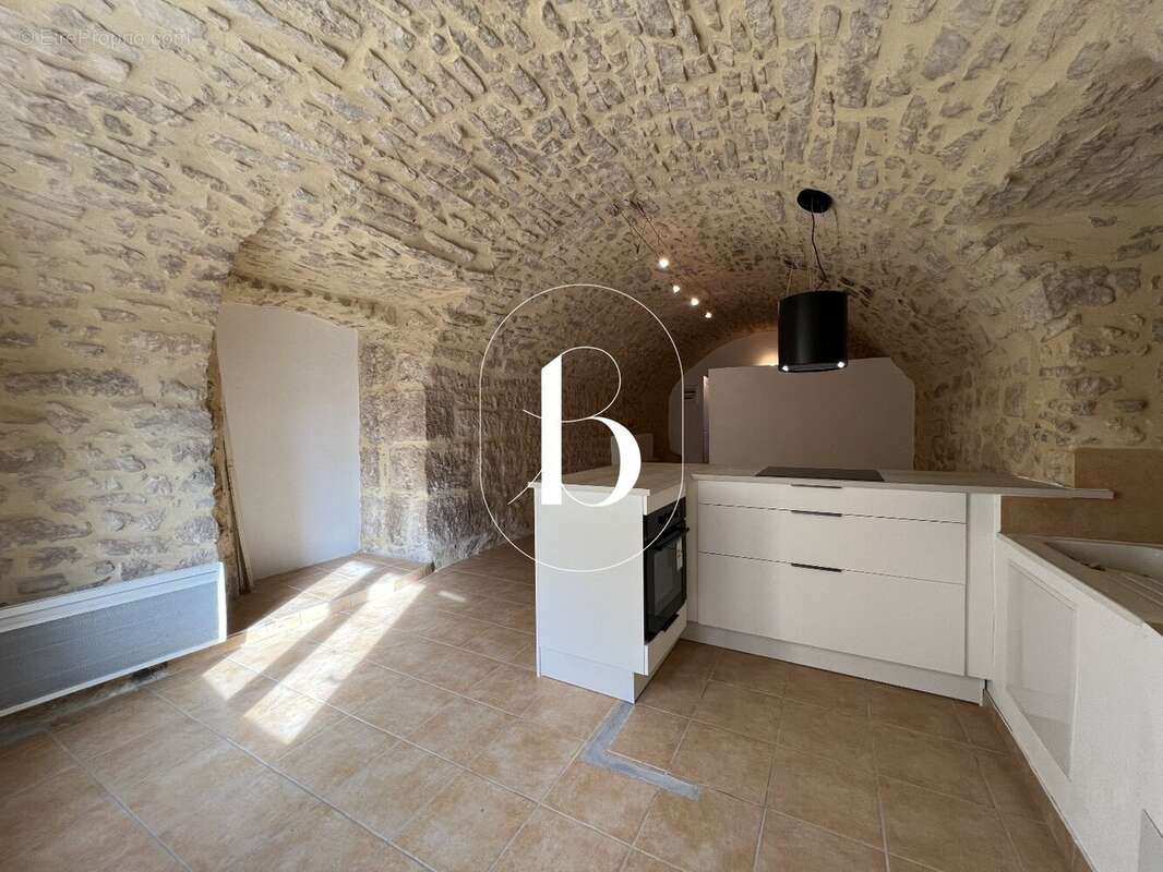 Appartement à VAGNAS
