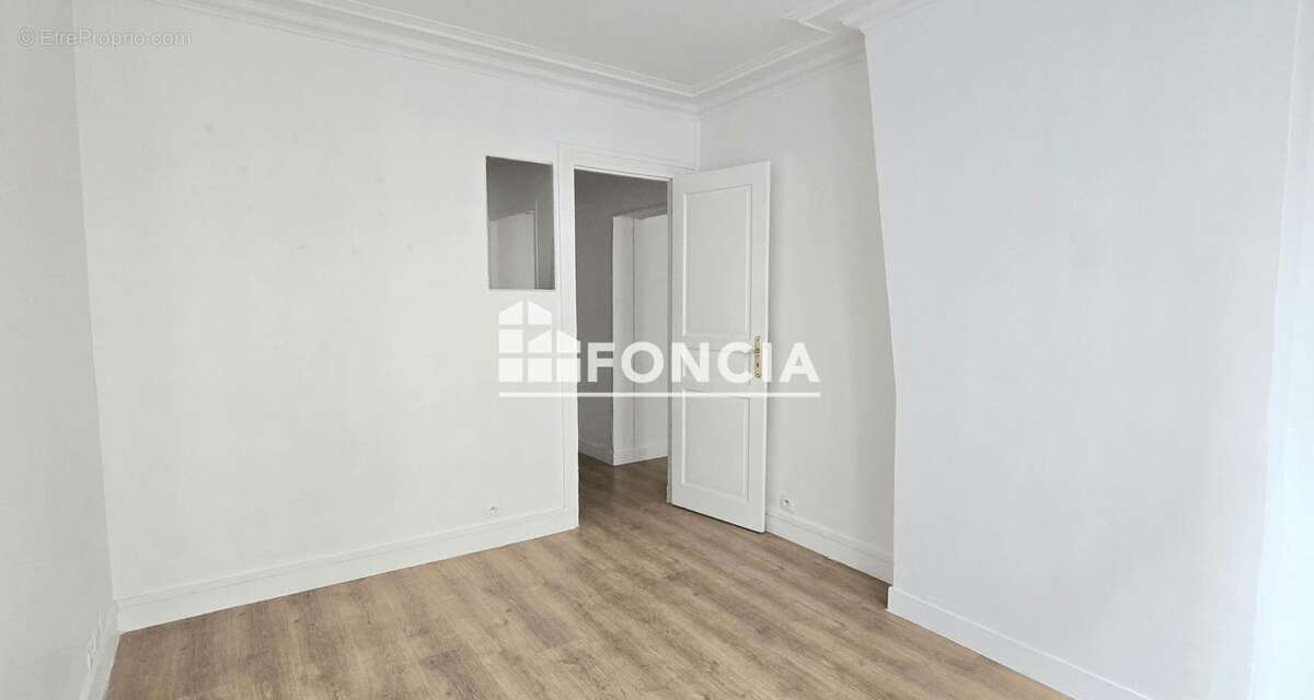 Appartement à PARIS-19E