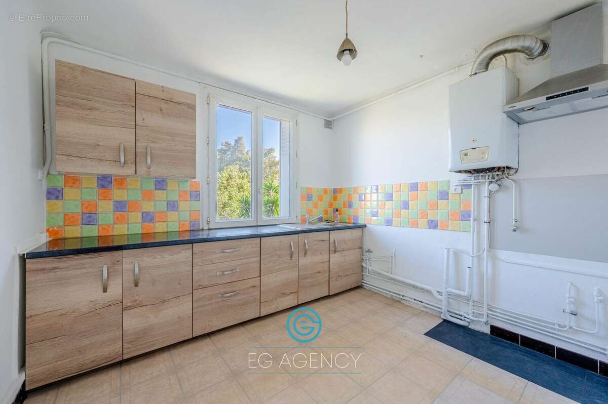 Appartement à MARSEILLE-15E