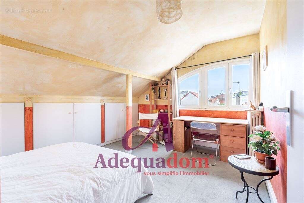 Maison à BOIS-COLOMBES