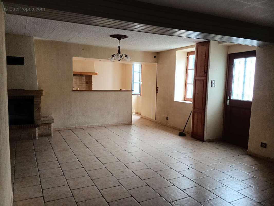 Maison à RAYMOND
