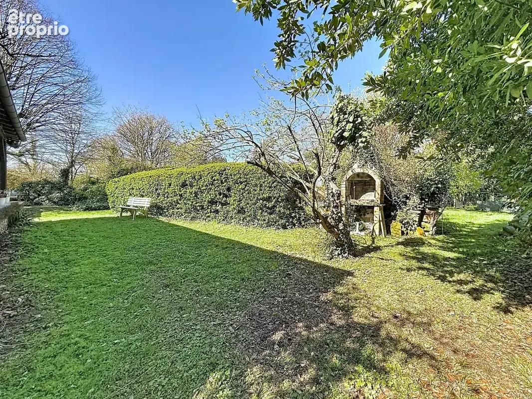 Maison de charme dans un hameau calme (37) - photo 18