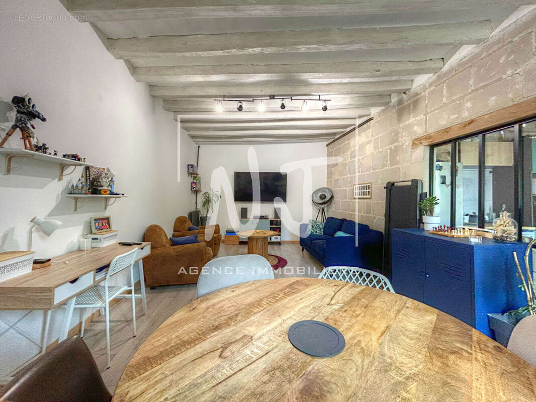 Maison à LES PONTS-DE-CE