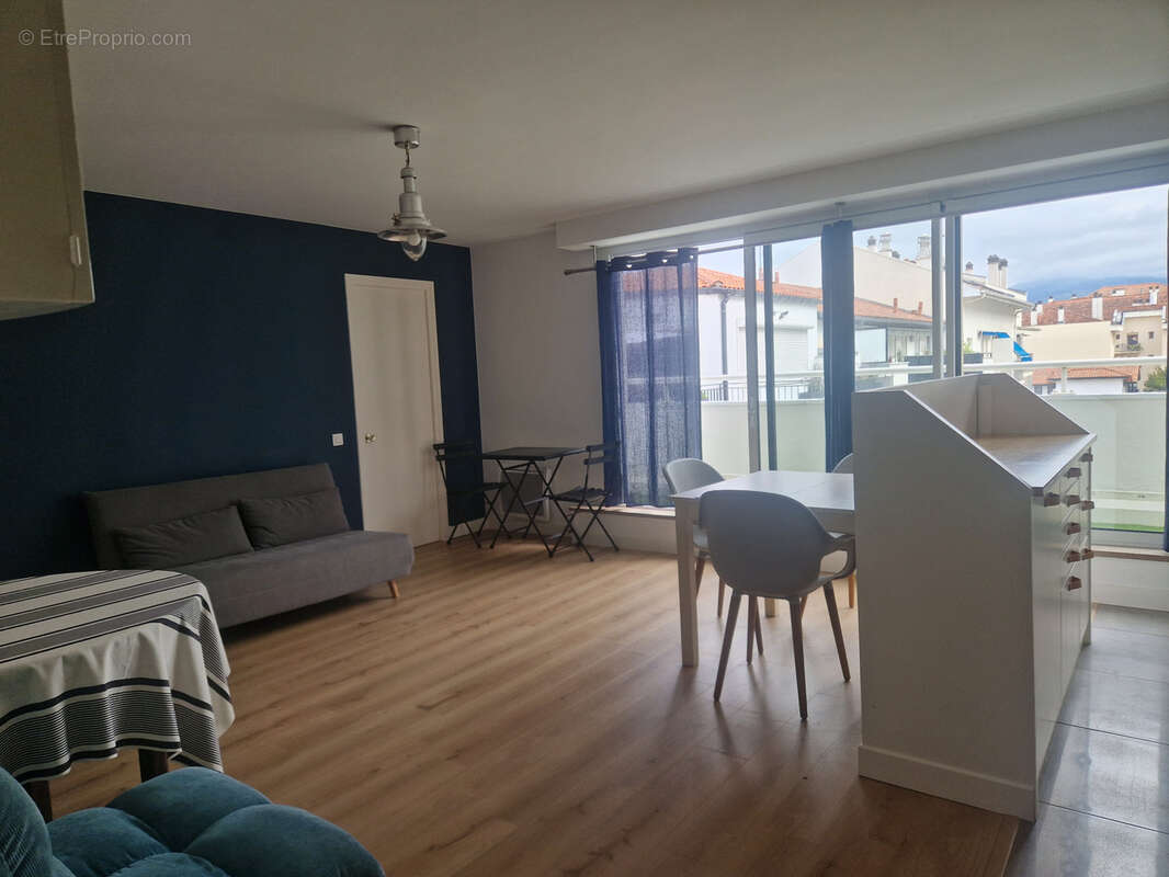 Appartement 2 PIECES avec cave et parking - ST JEAN DE LUZ - photo 4