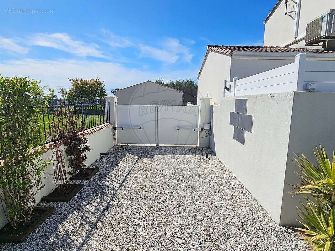 Maison à SAINT-SULPICE-DE-ROYAN