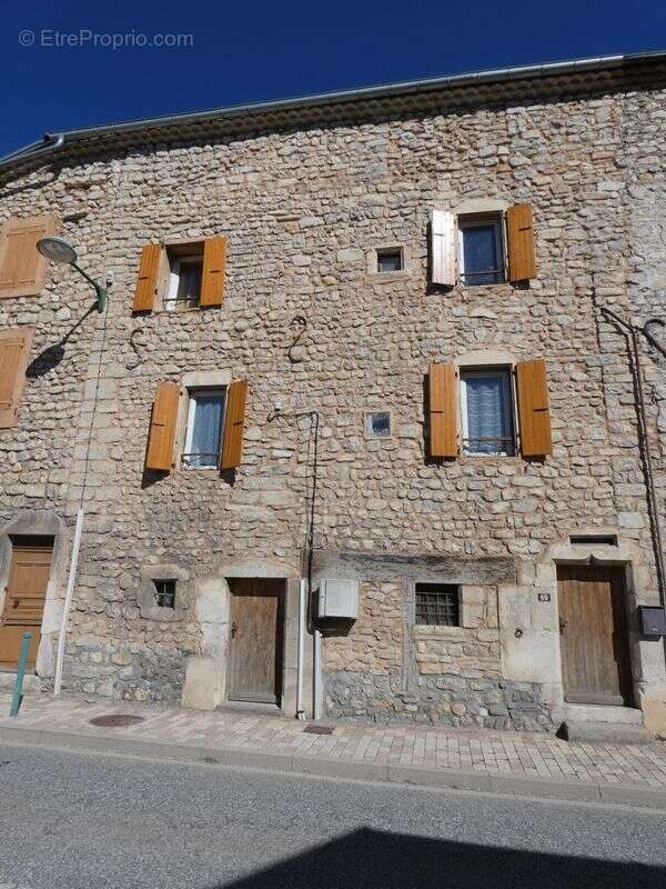 Maison à LA FAURIE