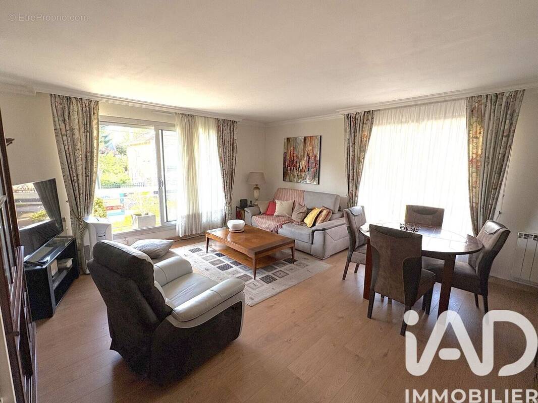 Photo 1 - Appartement à LE RAINCY