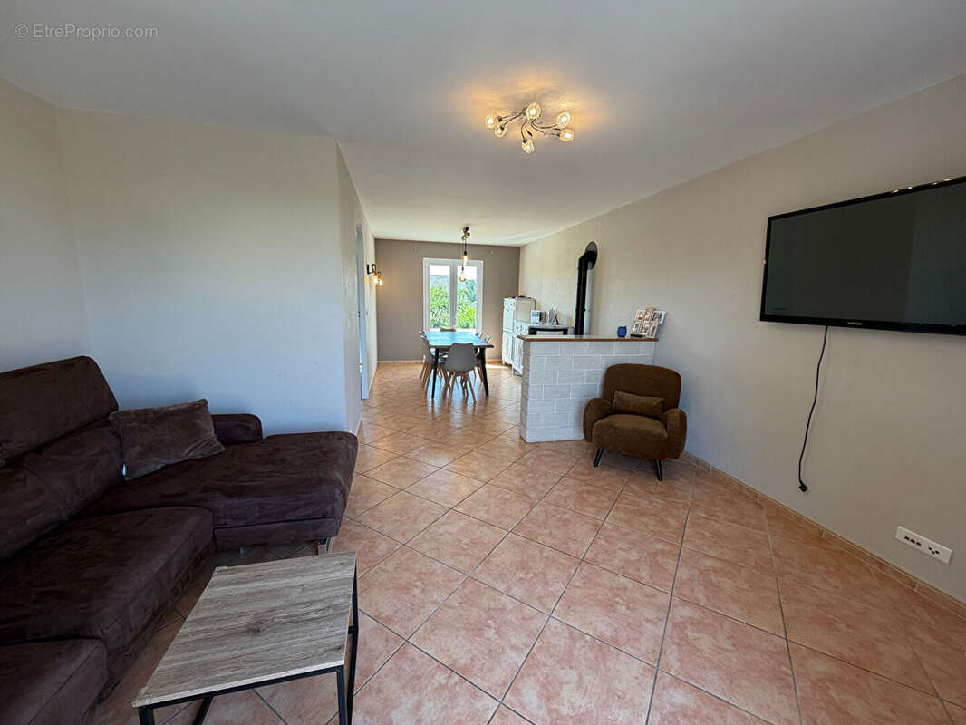 Pavillon sur sous sol 3 chambres - photo 5