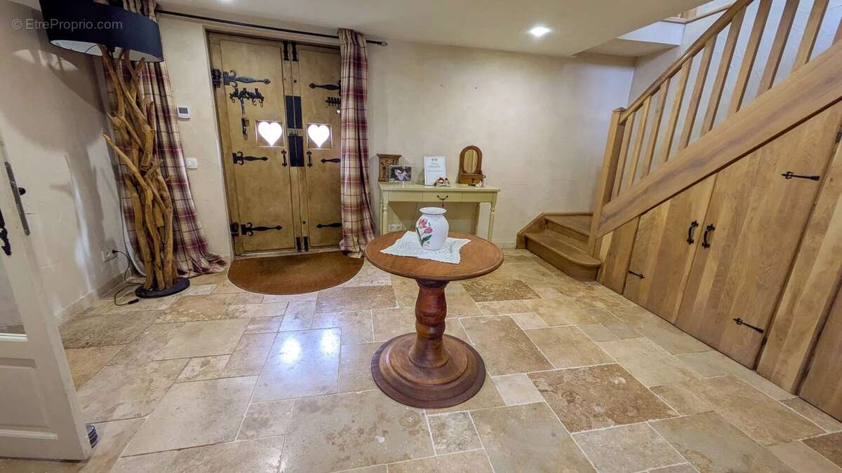 Maison à BEAULIEU-SUR-DORDOGNE