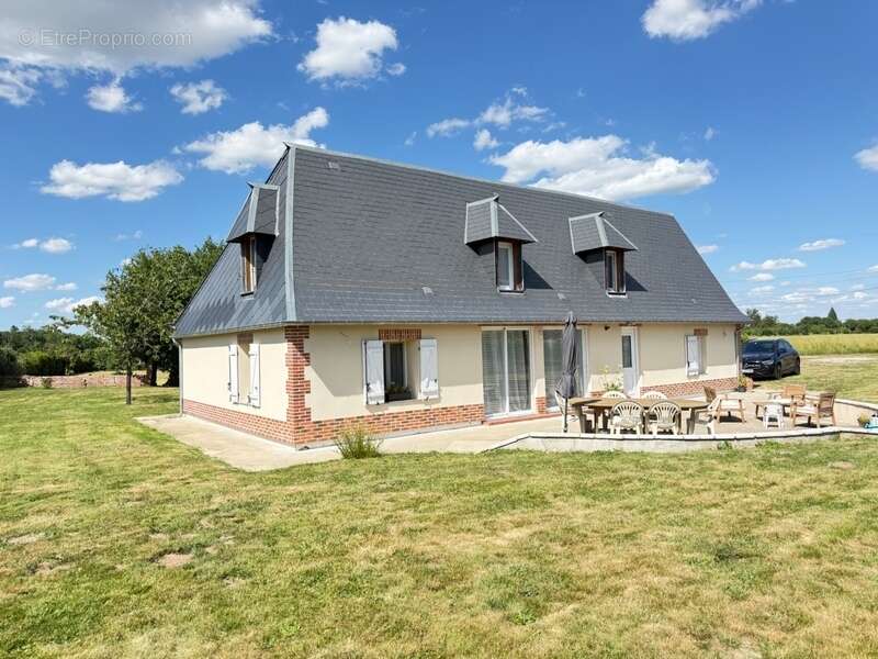 Maison normande rénovée à vendre proche Bernay – Longère de 166 m² avec 4 chambres - photo 5