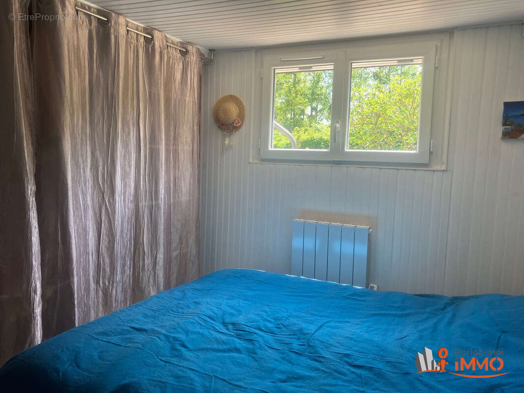 Maison à SAINT-SAUVEUR-EN-PUISAYE