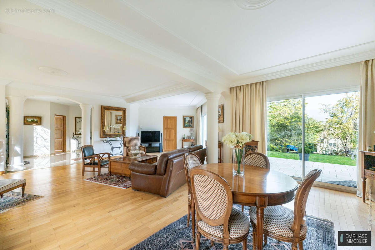 Maison à VILLENNES-SUR-SEINE