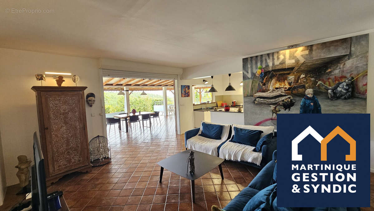 Maison 125 m² à Sainte-Luce  - photo 3