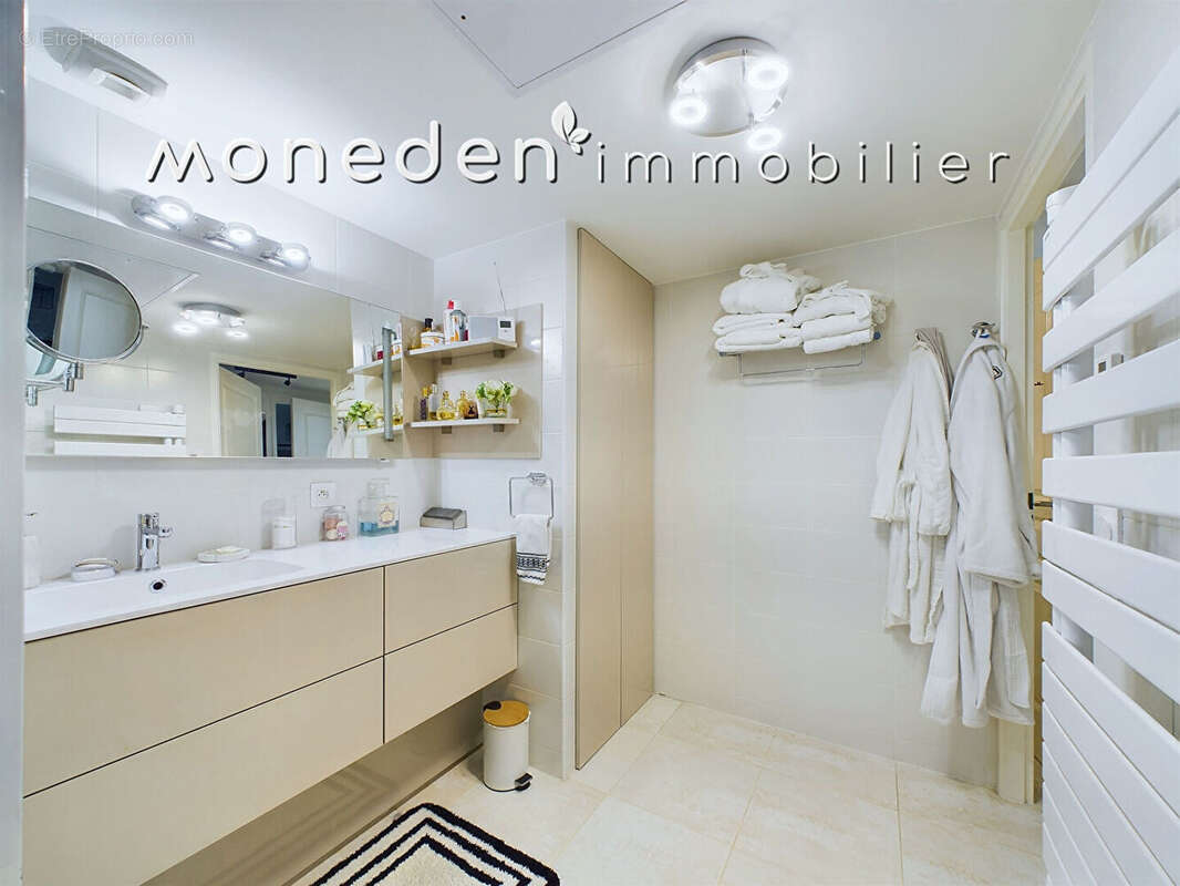 Appartement à SANARY-SUR-MER