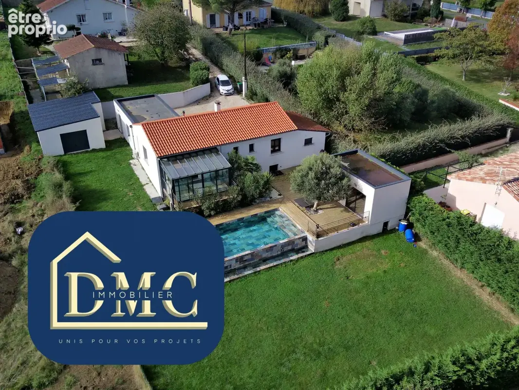 Maison avec piscine et grand garage - photo 9