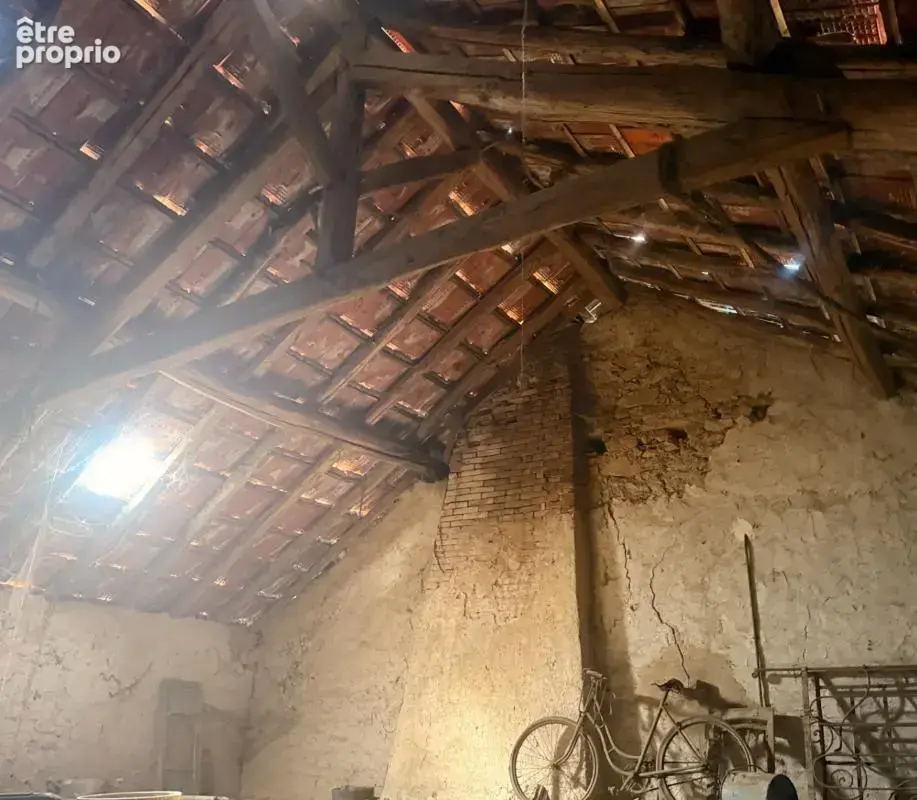 EN EXCLUSIVITE ! Charmante maison en pierre 60m² à rénover, Terrain de 900 m² 18 500 € - photo 11