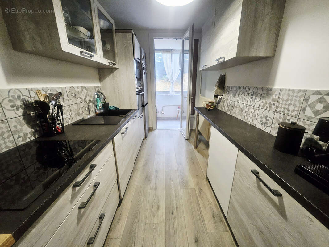 Appartement à MARSEILLE-12E