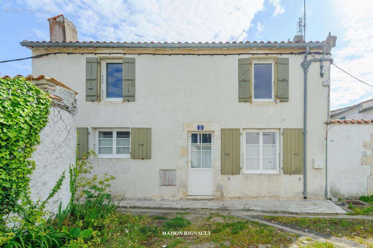 Maison à LA COUARDE-SUR-MER