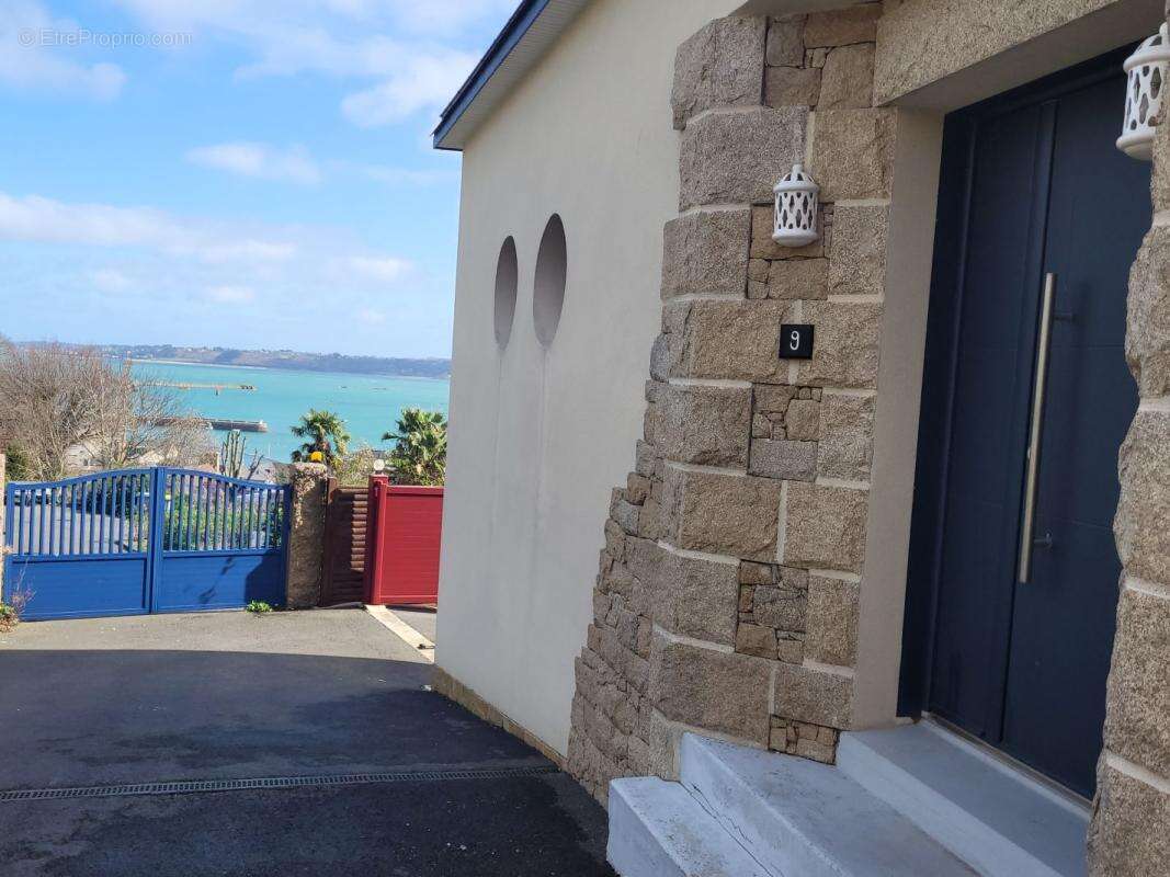 Maison 155 m² à Perros-Guirec  - photo 2