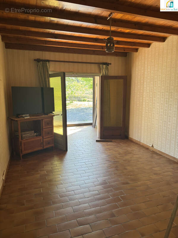 Maison à LEZAN