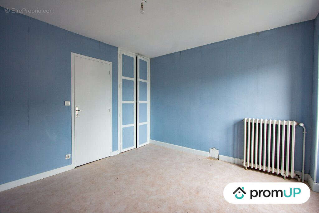 Maison à VILLEFRANCHE-D&#039;ALLIER