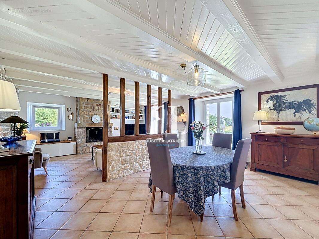 Maison à CAUDAN