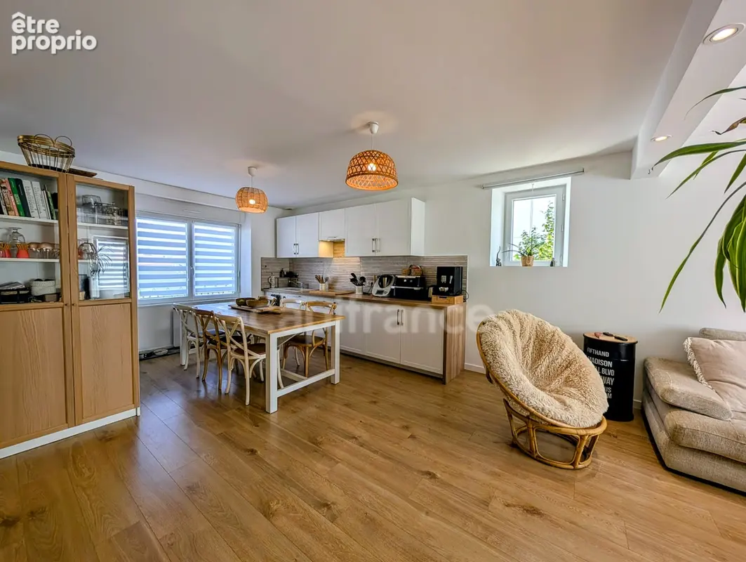 GUIPAVAS – Maison familiale non mitoyenne – 5 chambres – Rénovation complète – Écoles et commerces à pied - photo 3