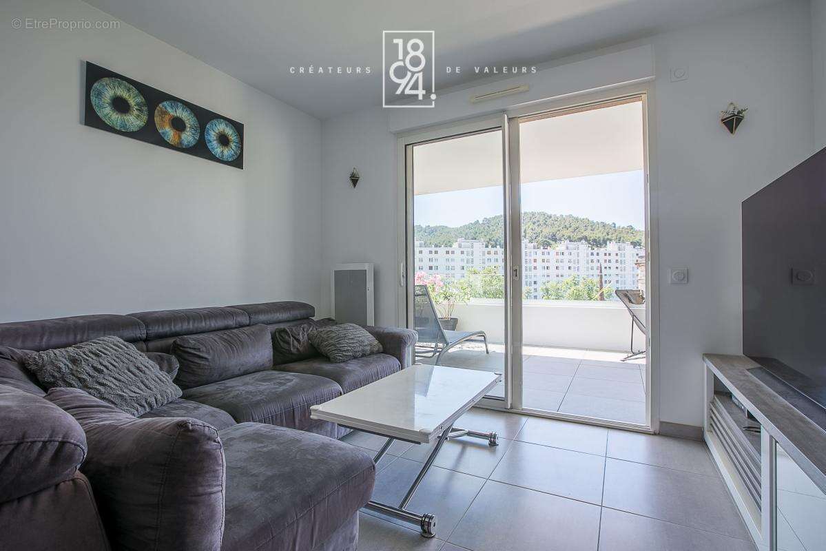 Appartement à MARSEILLE-9E