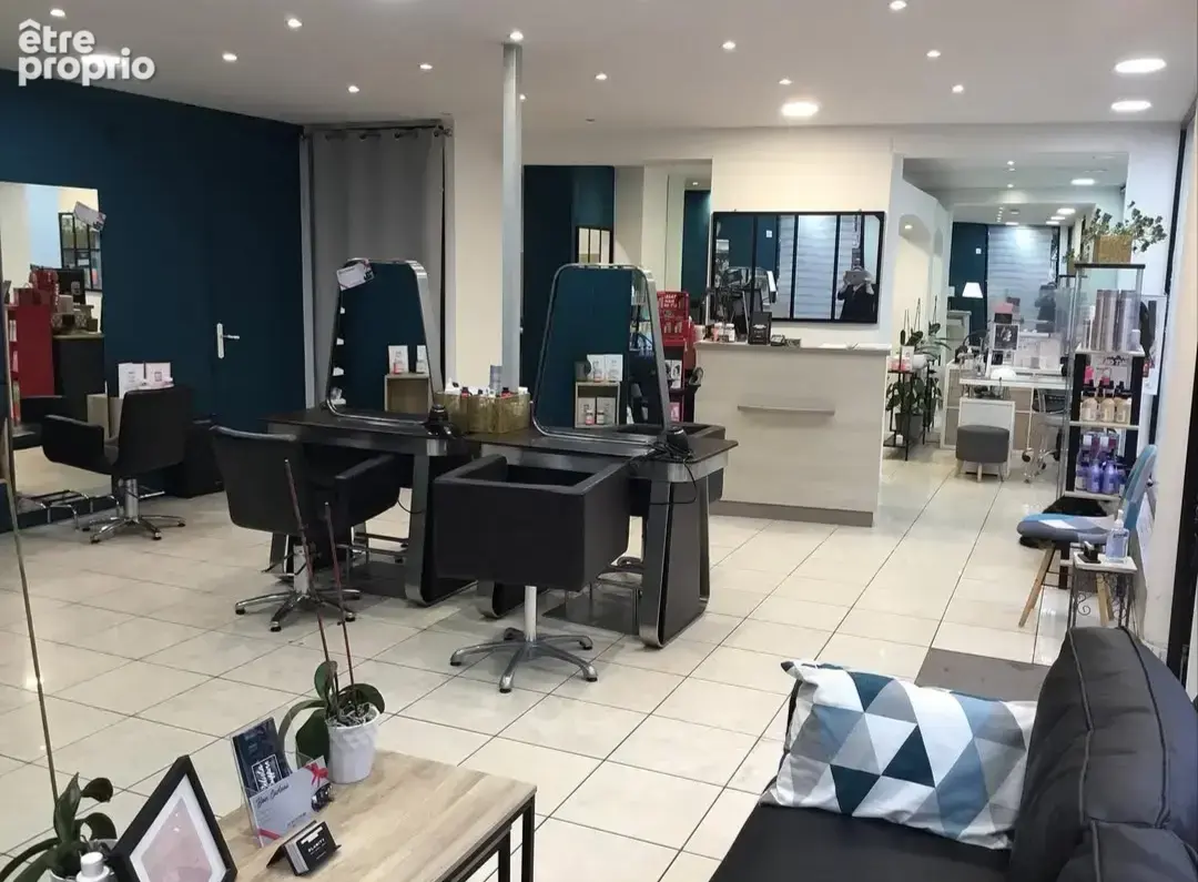 Fond de commerce salon de coiffure en centre ville - photo 2
