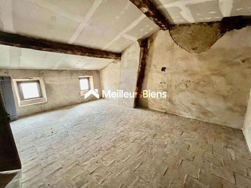 Maison à LUC-SUR-ORBIEU