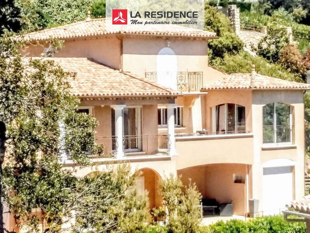 Maison à FREJUS