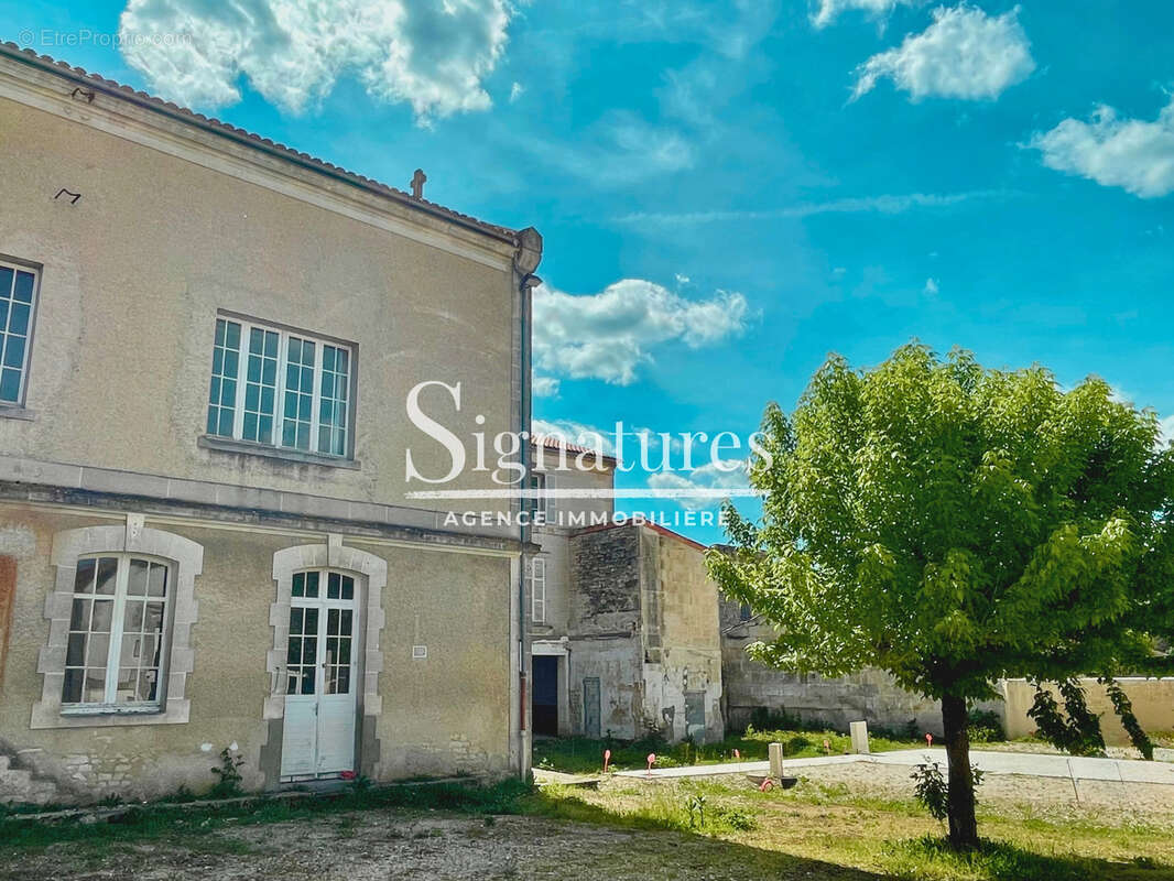 Maison à JARNAC