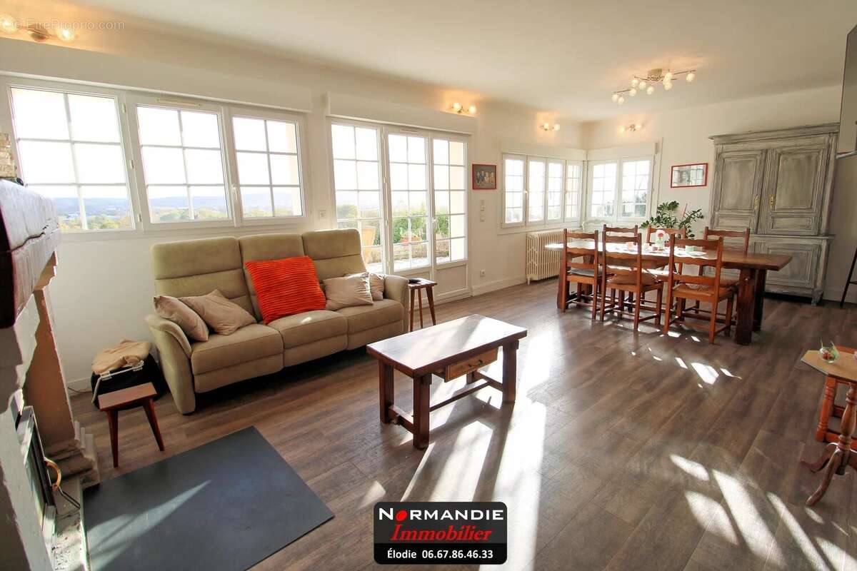 Maison à SAINT-AUBIN-LES-ELBEUF