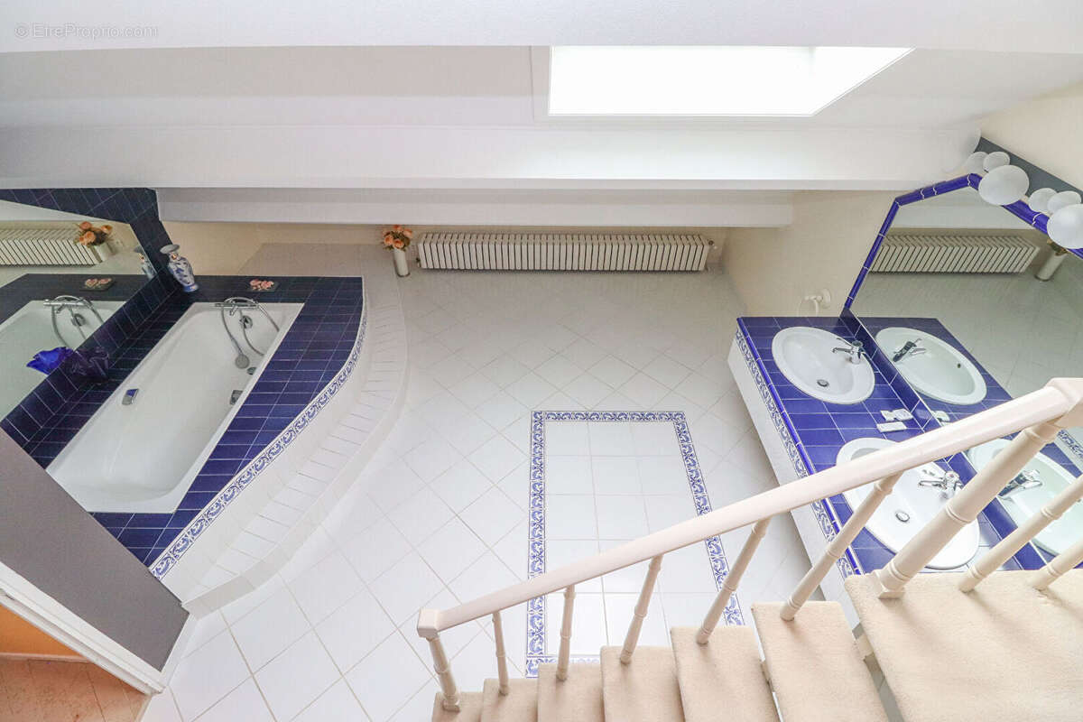 Maison à VAROIS-ET-CHAIGNOT