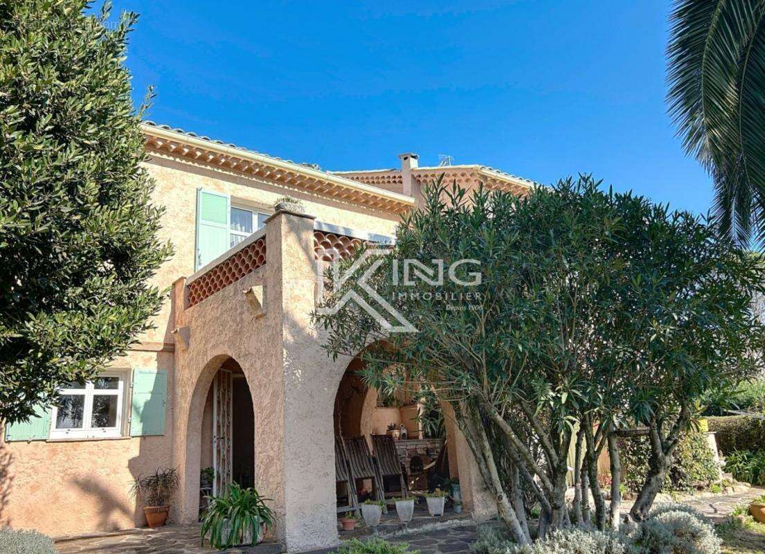 Maison à SAINT-RAPHAEL