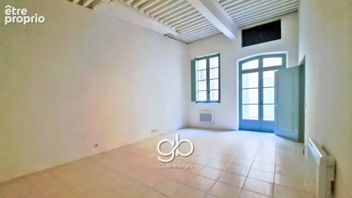 Appartement a vendre sur beziers t3 de 87,75 m2 avec cour privative dans un hôtel particulier au cœur de béziers - photo 5