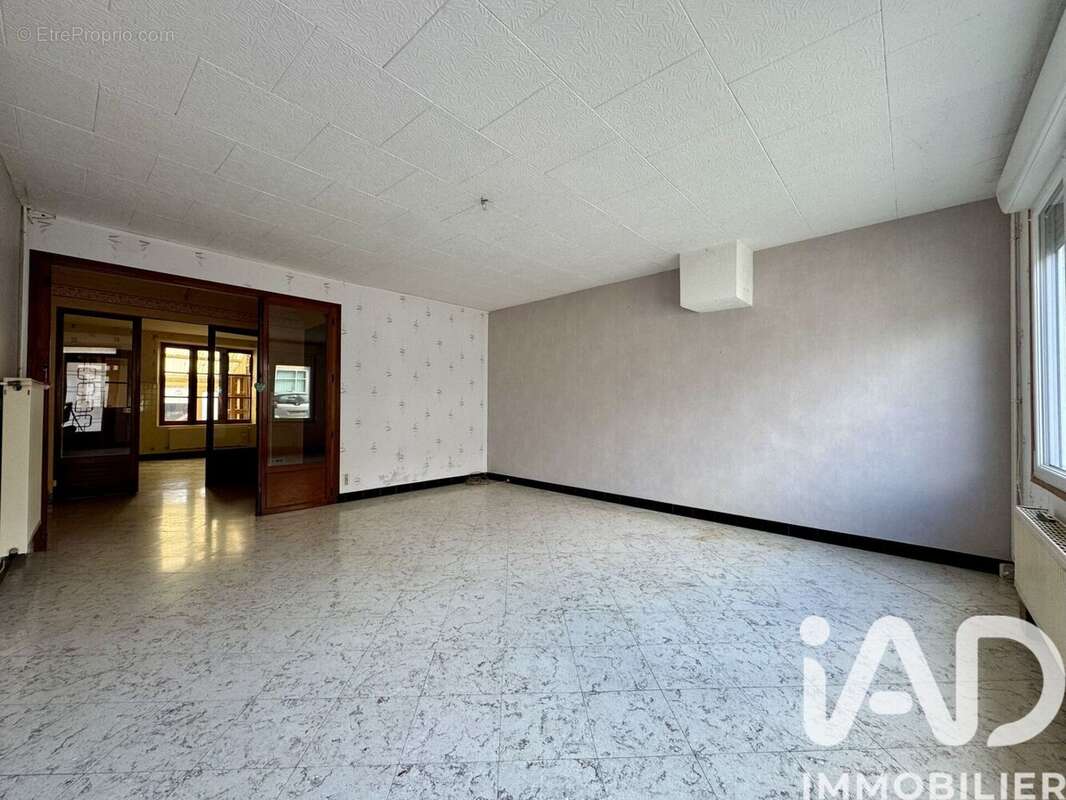 Maison 137 m² à Grandpre  - photo 2