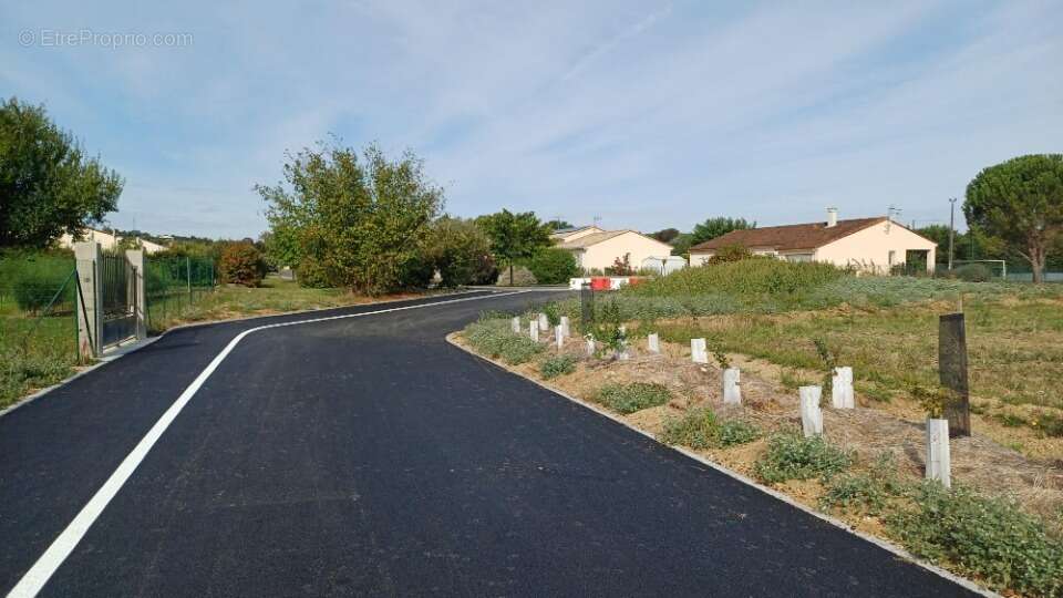 Terrain à MARSAC