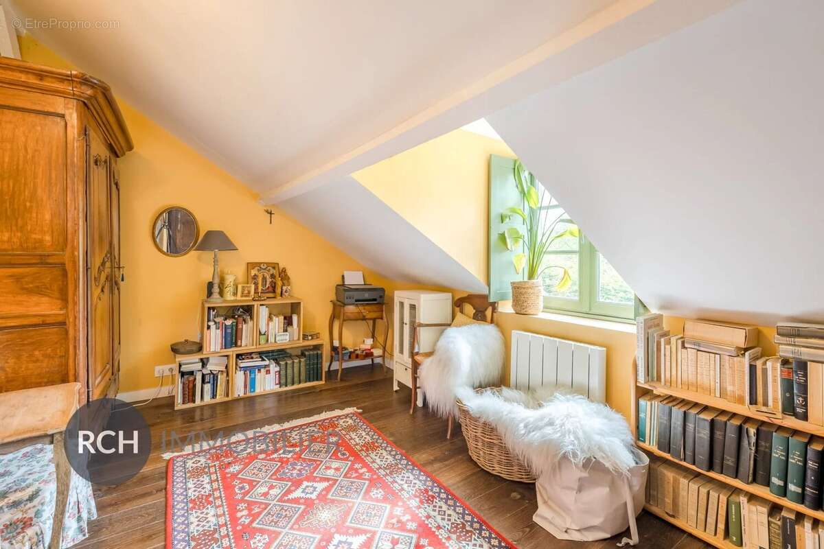 Maison à MONTFORT-L'AMAURY