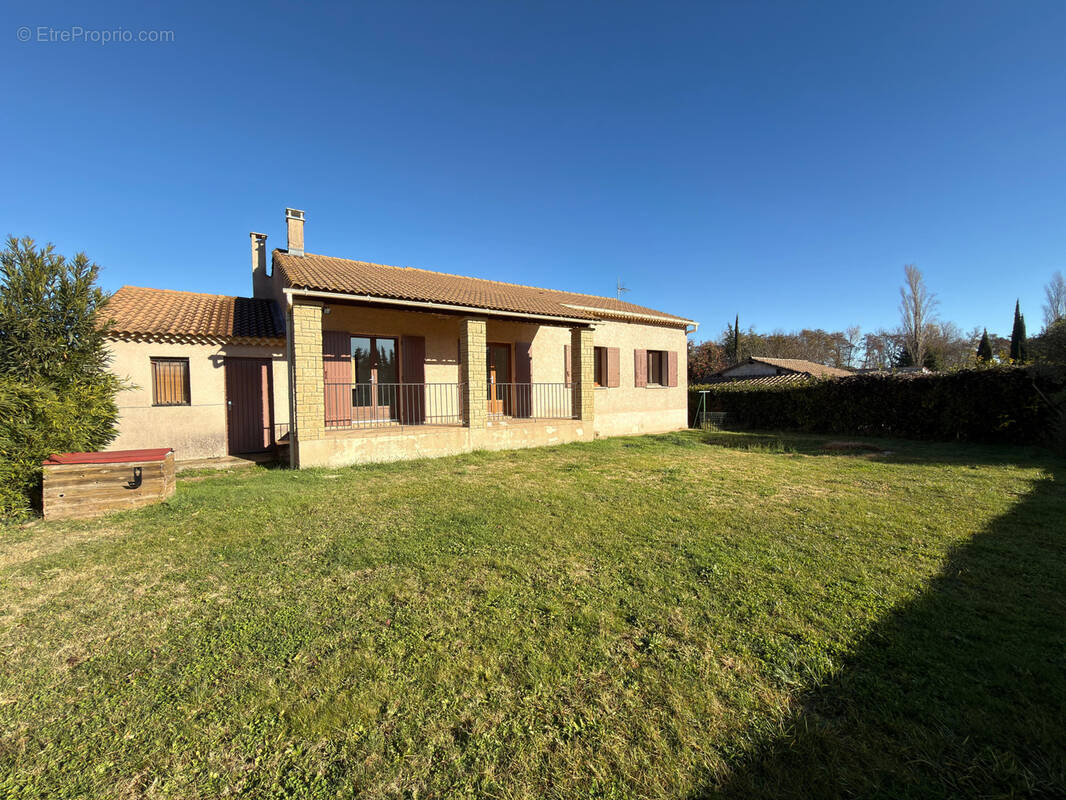 Maison à SAINT-QUENTIN-LA-POTERIE