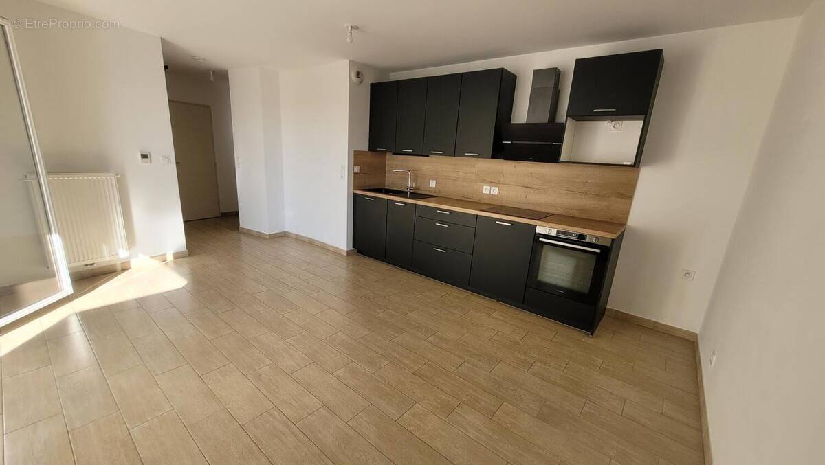 Appartement à CASTELNAU-LE-LEZ