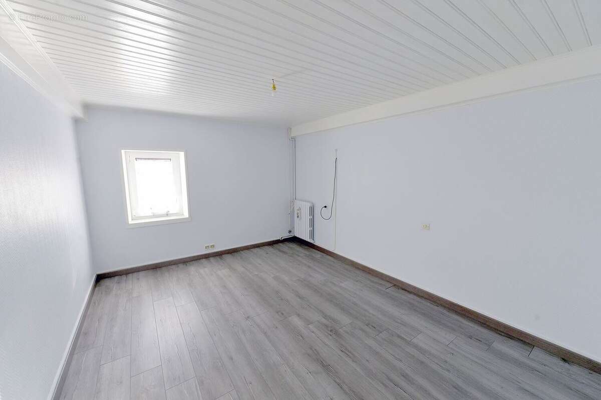 Maison à CORME-ECLUSE