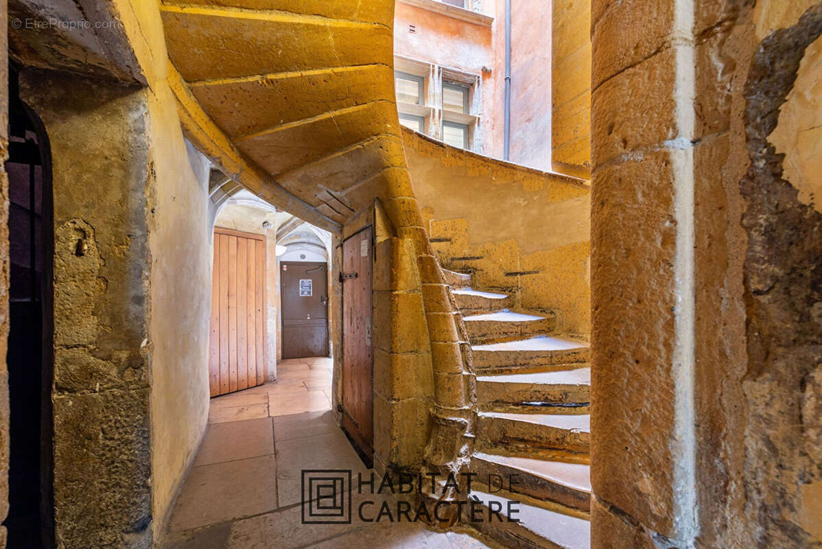 Appartement à LYON-5E