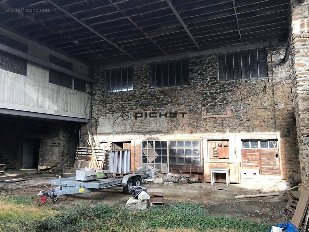 Appartement à UZERCHE