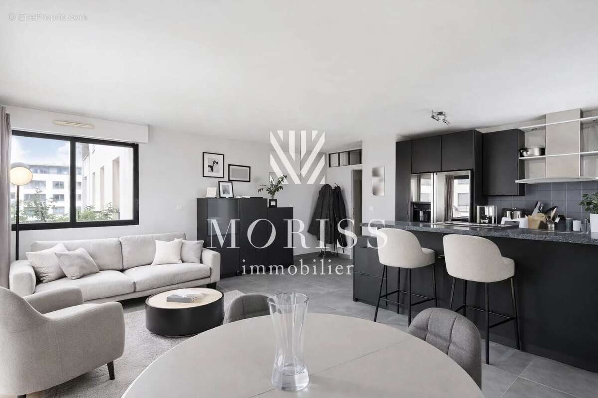 Appartement à LEVALLOIS-PERRET