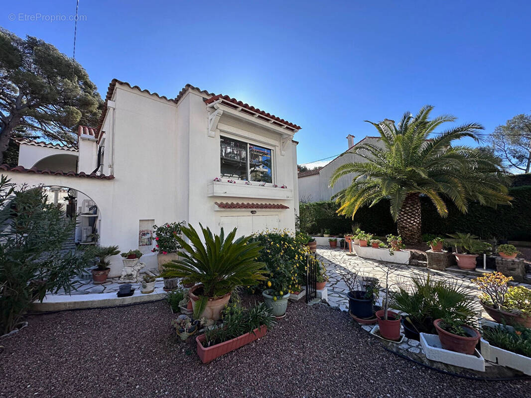 Maison à SAINT-RAPHAEL