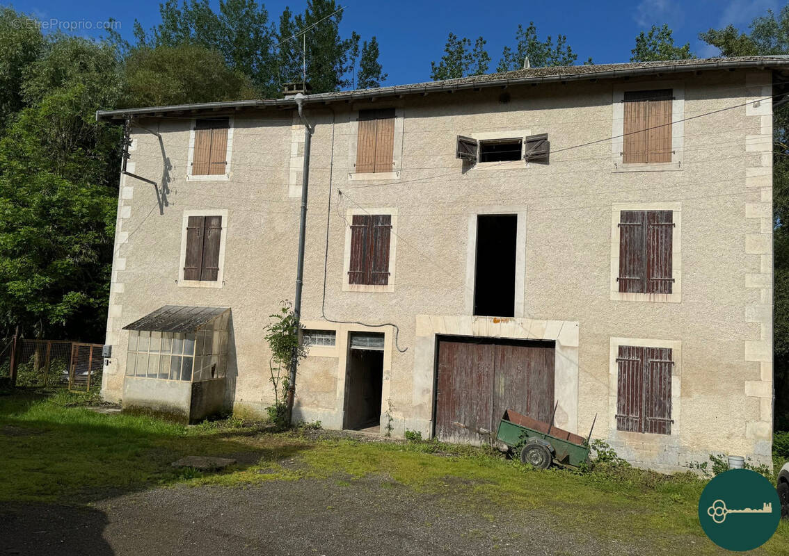 Appartement à PAGNY-SUR-MEUSE