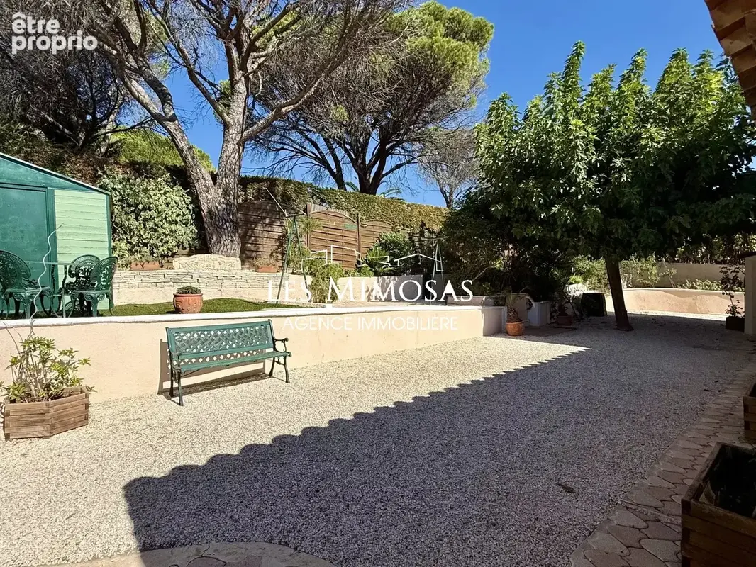 Fréjus – villa avec studio indépendant - garage - photo 6