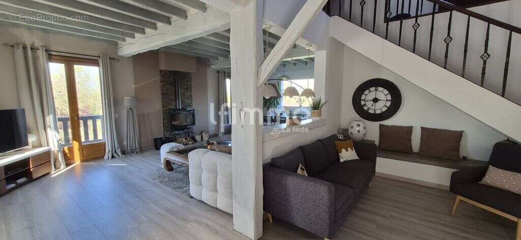 Propriété moderne & lumineuse avec piscine à Jablines - photo 12